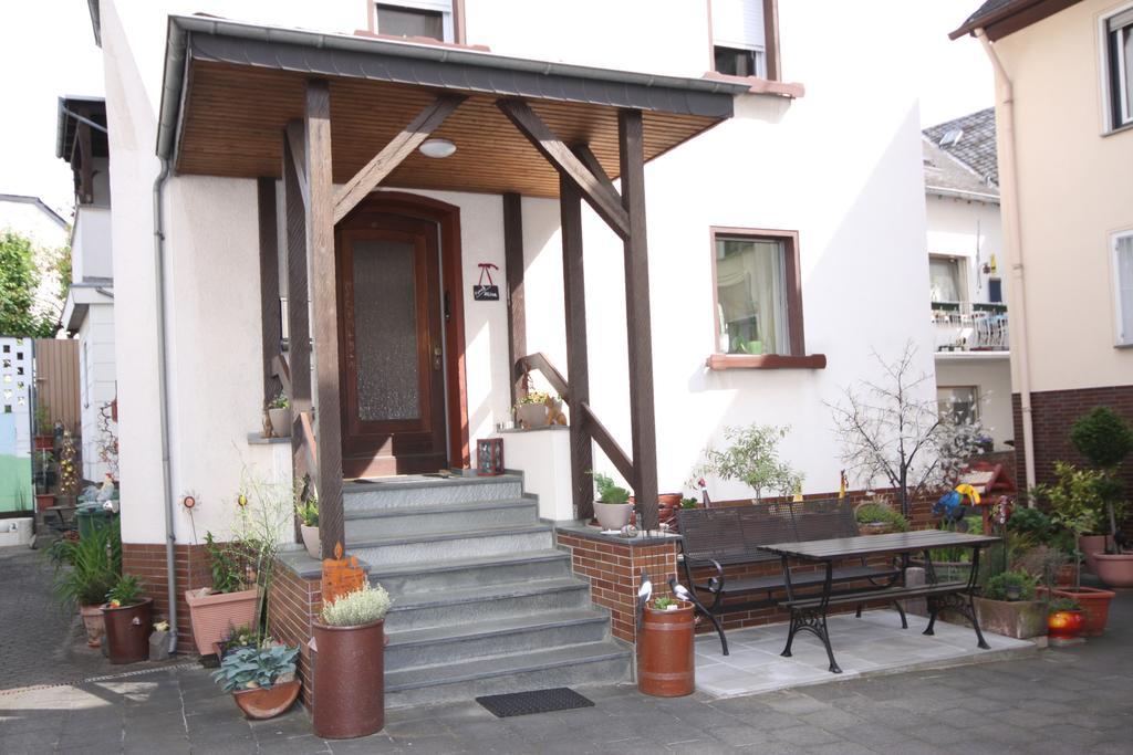 Ferienwohnungen Im Moseltal Löf Exterior foto